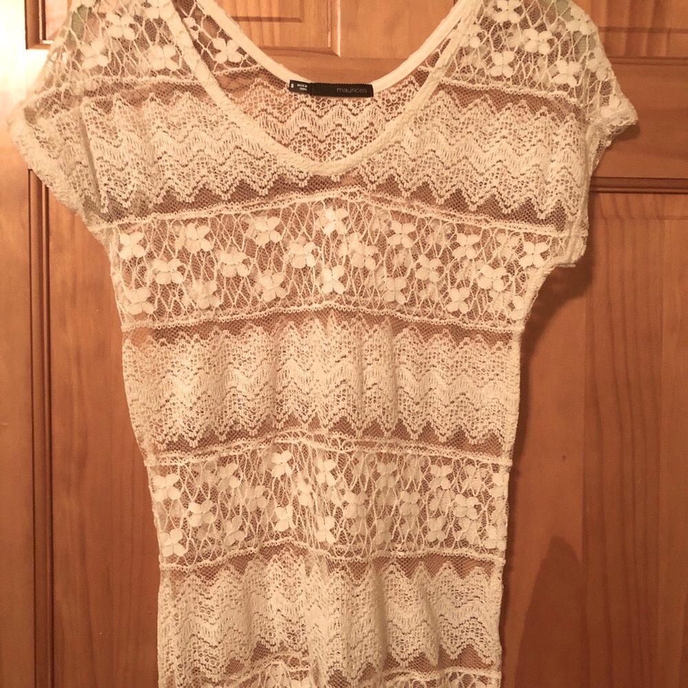 By Maurice’s, short sleeve top, beautiful lace, ivory color, size Small